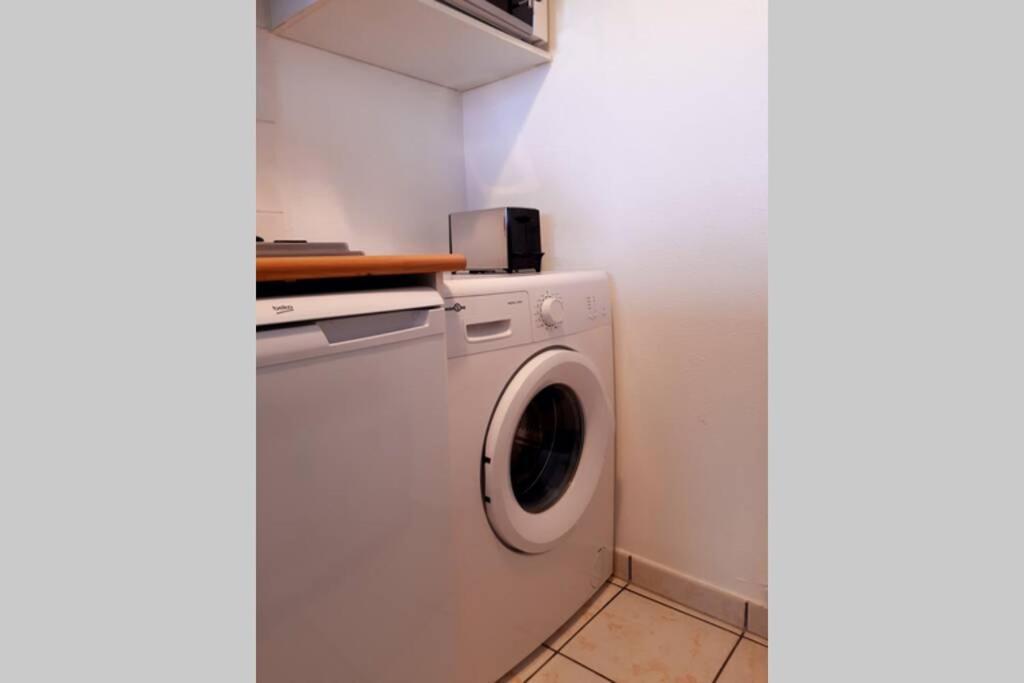 2 Pieces Avec Terrasse, Piscine, Parking Privatif Apartment *