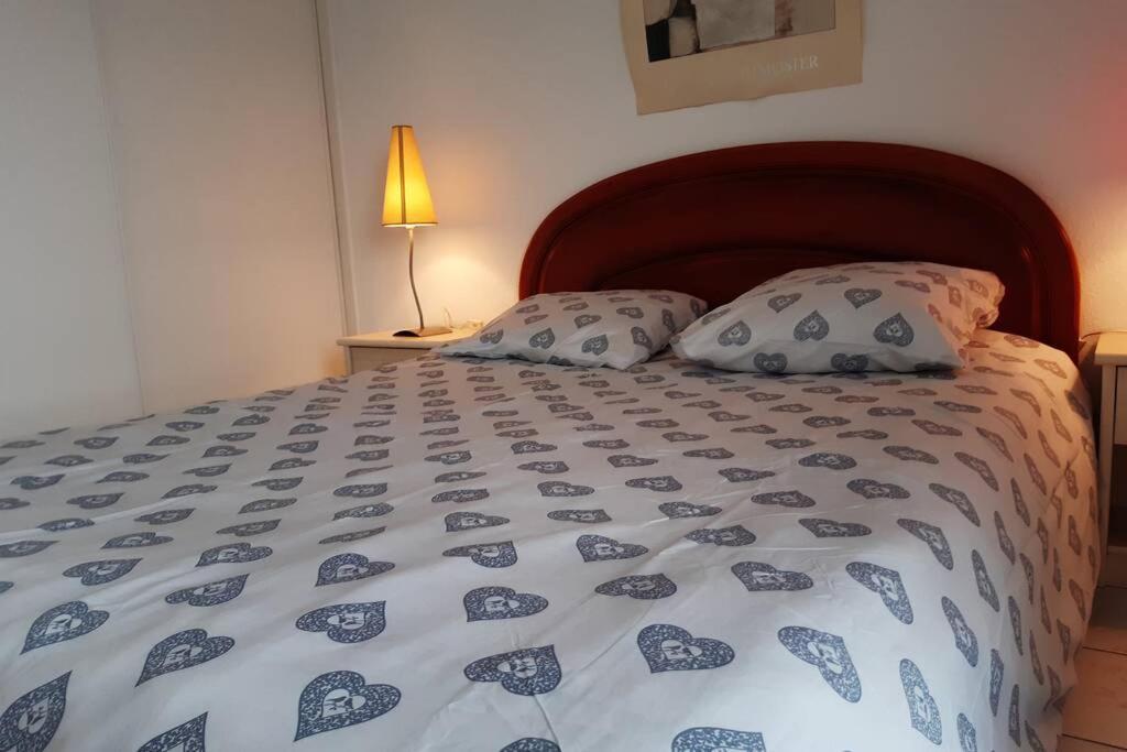 2 Pieces Avec Terrasse, Piscine, Parking Privatif Apartment